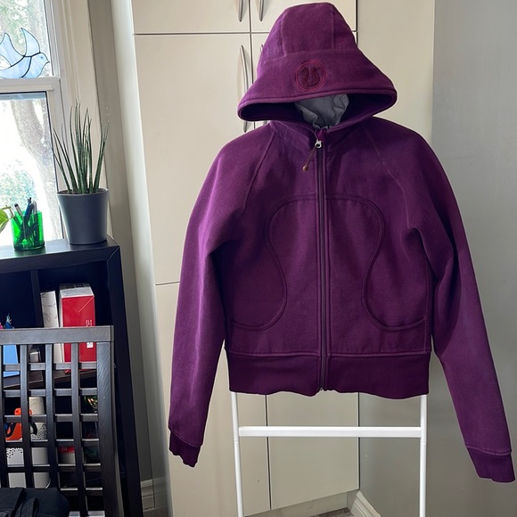 lululemon athletica Jackets & Blazers - Lululemon 12 EUC, PURPLE scuba hoodie, Gorgeous saturated colour.
